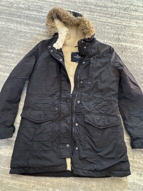 American Eagle Women’s Black Faux Fur-Lined Parka Jacket